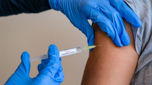 На курортах Херсонской области откроют пункты прививки для всех желающих