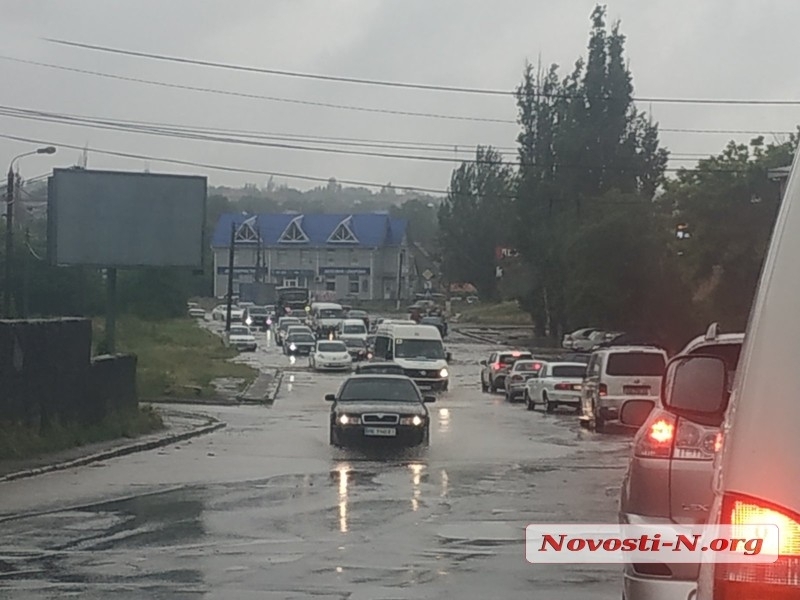 Завтра в Николаеве вновь ожидают дожди с грозами