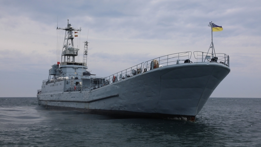 Украинский флот провел учения в Черном море (фото)
