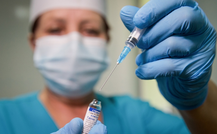 В МОЗ заявили, что Украина переходит к пятому этапу вакцинации