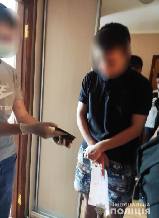 В Николаеве задержали 19-летнего закладчика наркотиков  