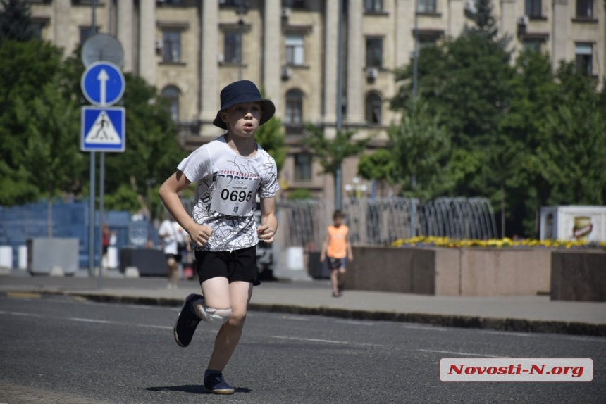 Как в Николаеве прошел Олимпийский день (фоторепортаж)