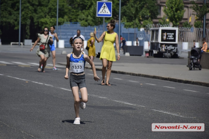 Как в Николаеве прошел Олимпийский день (фоторепортаж)