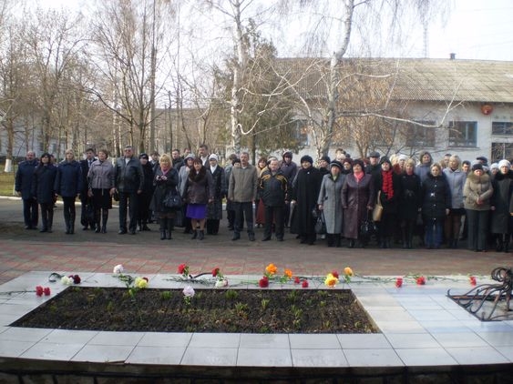 Во Врадиевском районе почтили память солдат, которые положили свои жизни во имя освобождения страны