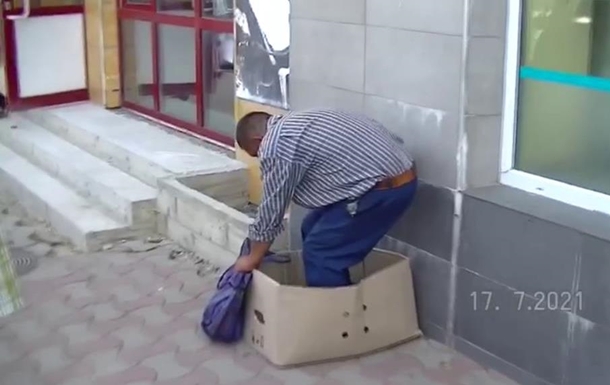 В Черновцах охранники «исцелили» безногого попрошайку (видео)