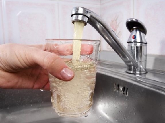 В Одесской области в трех районах вода непригодна к употреблению