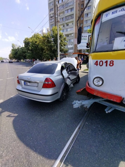 Обои с номерами автомобилей