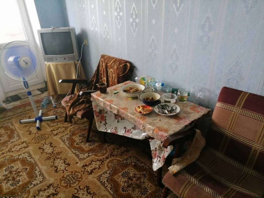 Житель Первомайска пытался выбросить годовалого малыша из окна
