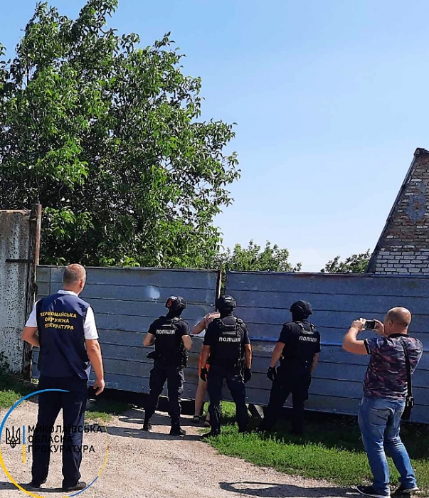 В Первомайске экс-депутат организовал ОПГ, которая похищала газ из цистерн поездов (видео)