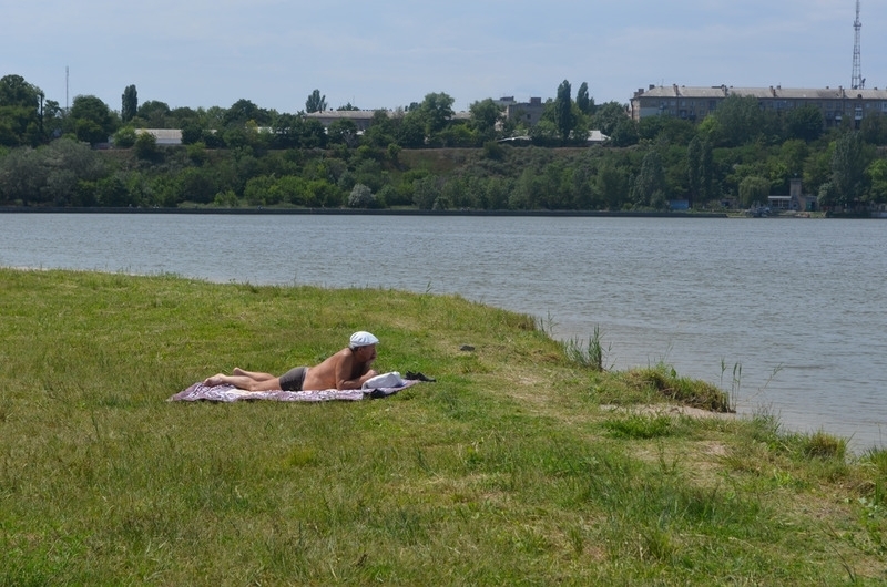 Николаевцам сообщили, безопасно ли купаться на городских пляжах