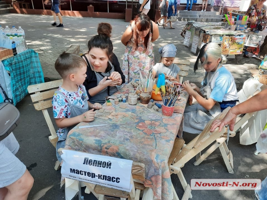 На главной улице Николаева стартовал праздничный фестиваль (фото)