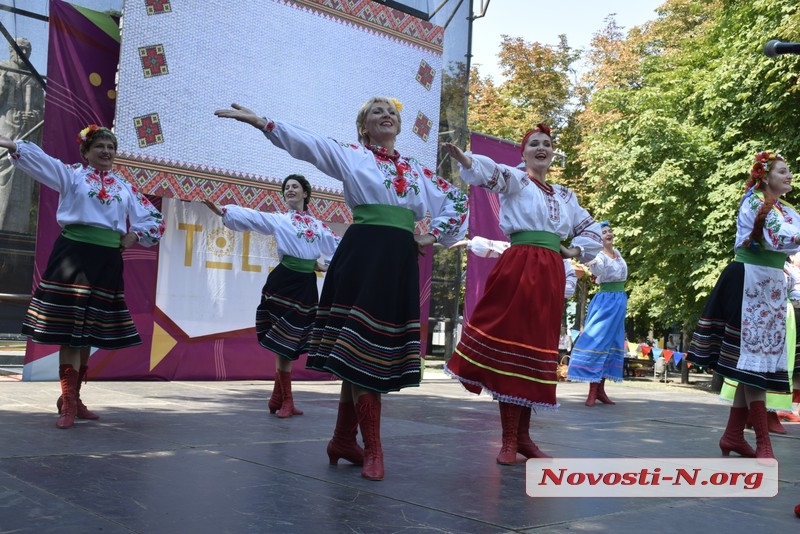 На главной улице Николаева стартовал праздничный фестиваль (фото)