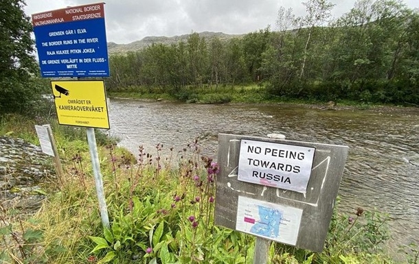 В Норвегии на границе установили знак, запрещающий мочиться в сторону РФ