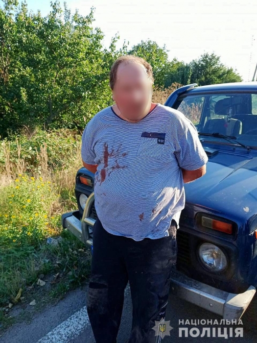 Зарезал соседа и пытался сбежать — в Николаевской области задержали подозреваемого в убийстве