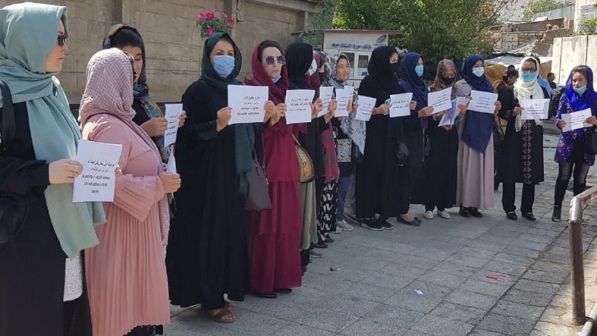 Появилось видео разгона в Кабуле акции протеста афганских женщин