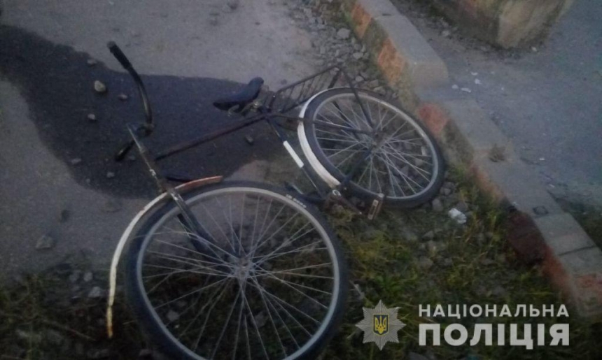 В поселке под Харьковом 15-летний велосипедист погиб под электричкой