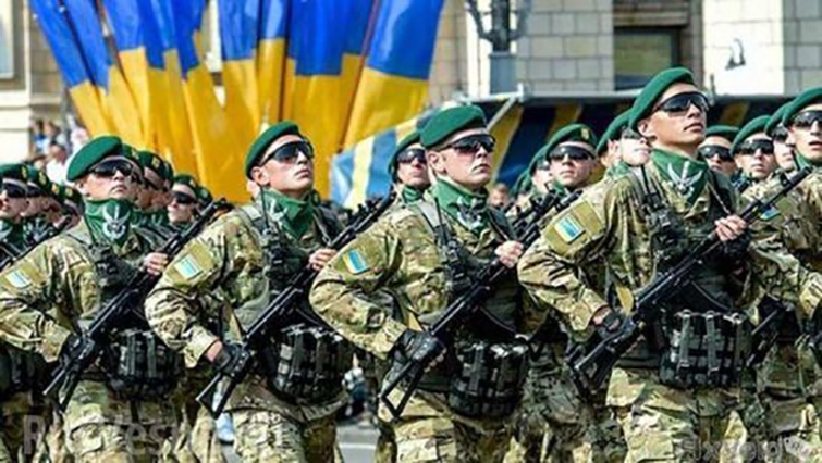 В Украине военным и полицейским повысят зарплаты