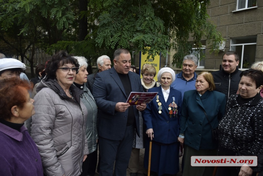 В Николаеве возложили цветы в День партизанской славы (фоторепортаж)