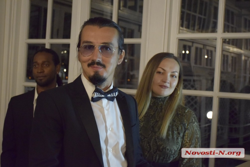 «Бал на воде»: как в Николаеве прошел благотворительный вечер (фото)