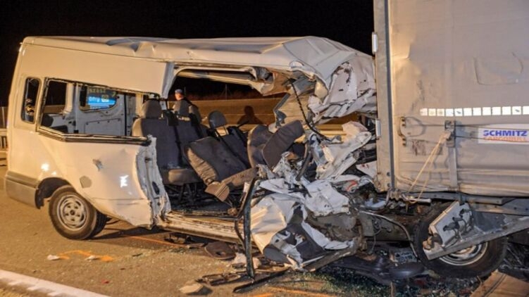 В Венгрии столкнулись автобус и грузовик - погибли пять человек, среди которых двое украинцев