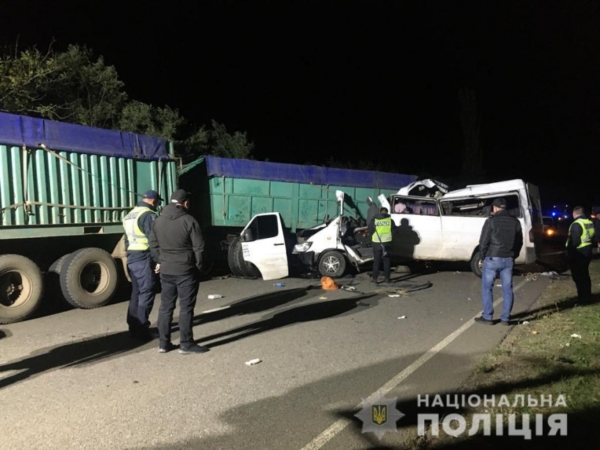 Смертельное ДТП с маршруткой в Николаевской области: водитель работал нелегально