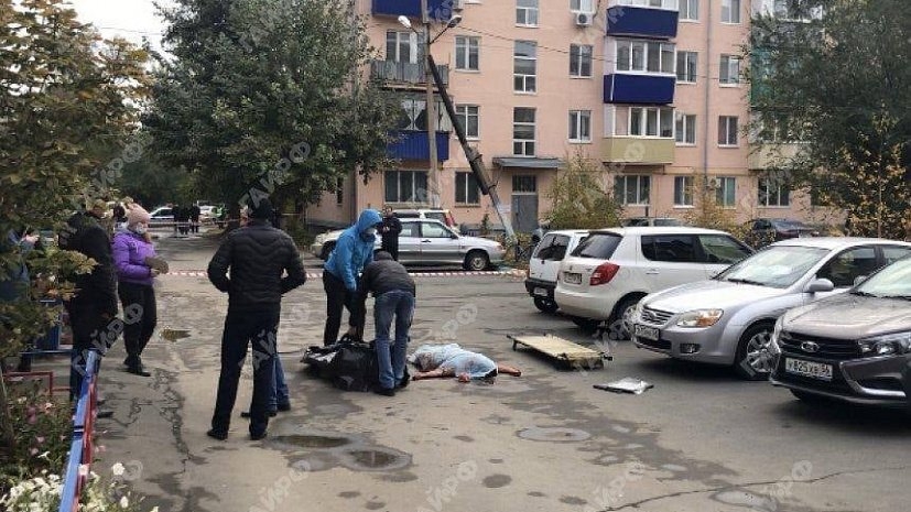 В России неизвестный зарубил топором трех студенток – убийца не найден