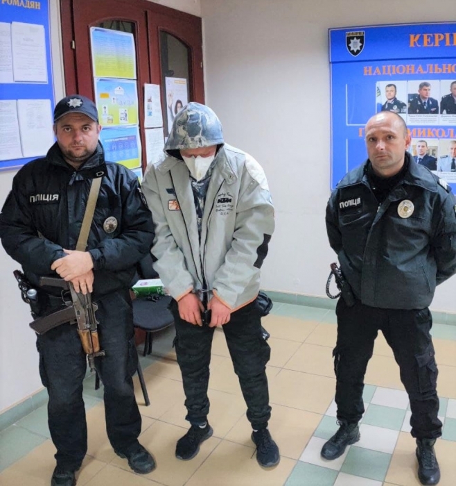 В Южноукраинске полиция охраны задержала пьяного вора во время кражи в магазине