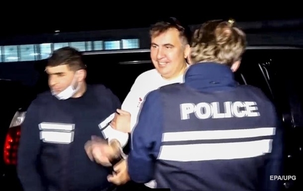Хозяина квартиры в Тбилиси, где скрывался Саакашвили, обвинили в «укрывательстве преступлений»