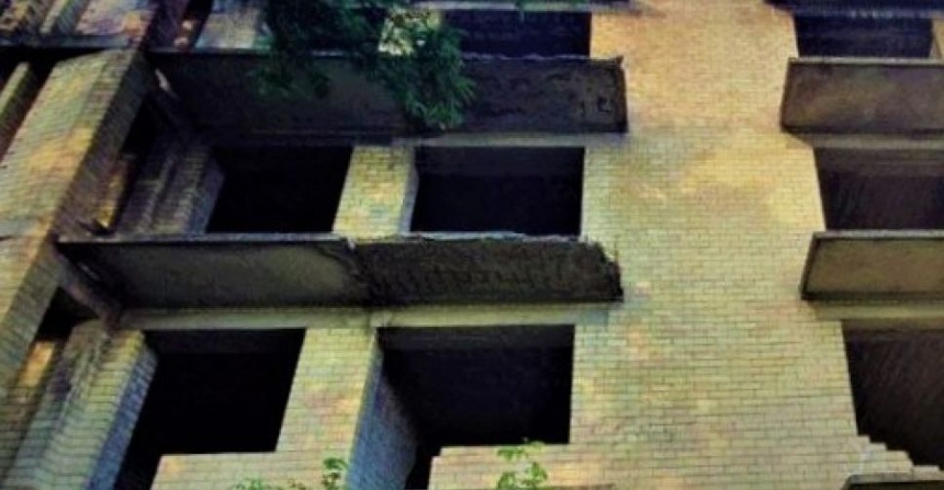 В Днепропетровской области ребенок выпал с 4-го этажа недостроя