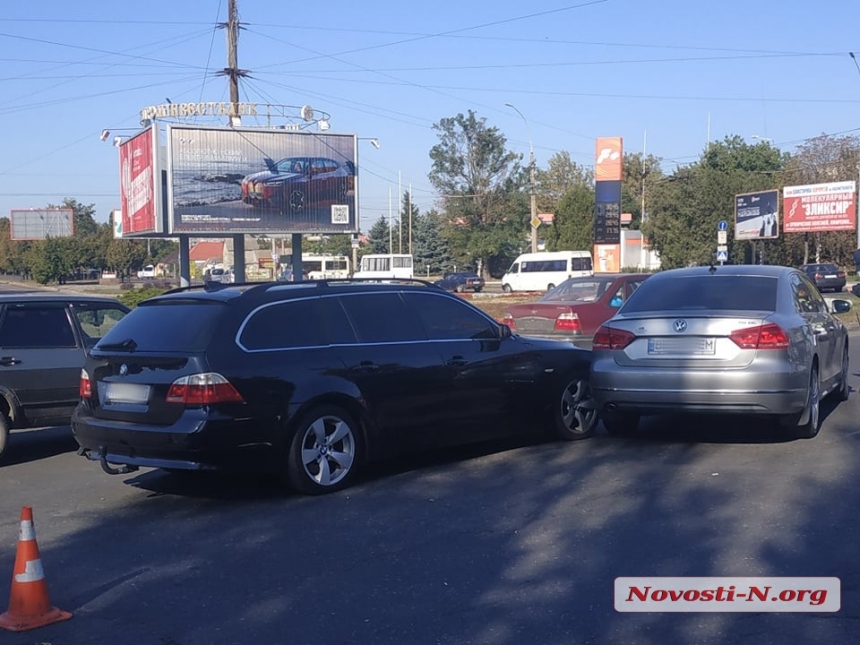 В Николаеве водитель «БМВ» избил полицейского
