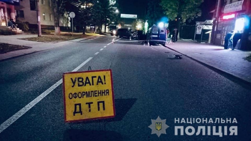 Пьяный мэр города в Ивано-Франковской области за рулем внедорожника протаранил авто на «встречке» 