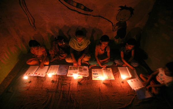 Жители Индии остались без электричества: в стране массовые отключения