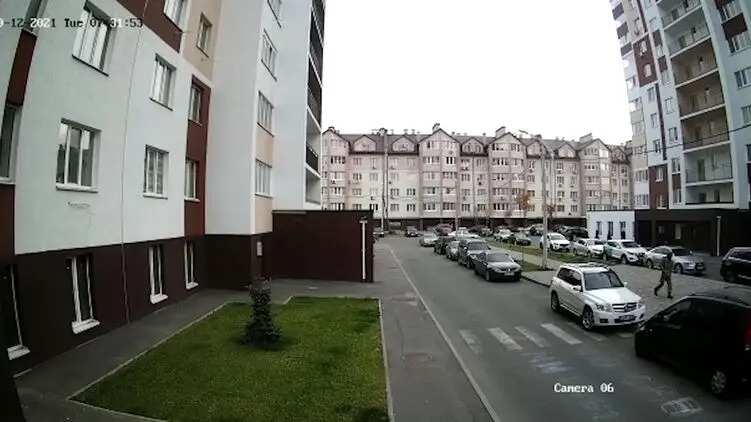 Под Киевом неизвестный стрелял в семью с ребенком – есть пострадавший (видео)