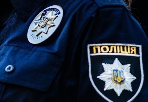 В Одессе Мальвина «в розыске» угнала эвакуатор и столкнулась с троллейбусом