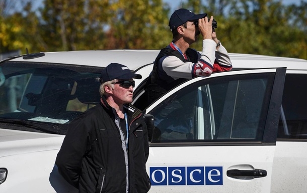 Наблюдателей ОБСЕ на Донбассе взяли в заложники