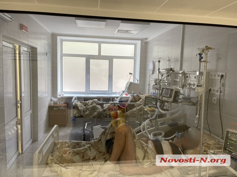Избегая катастрофы: кислород в николаевских больницах приходится распределять в ручном режиме