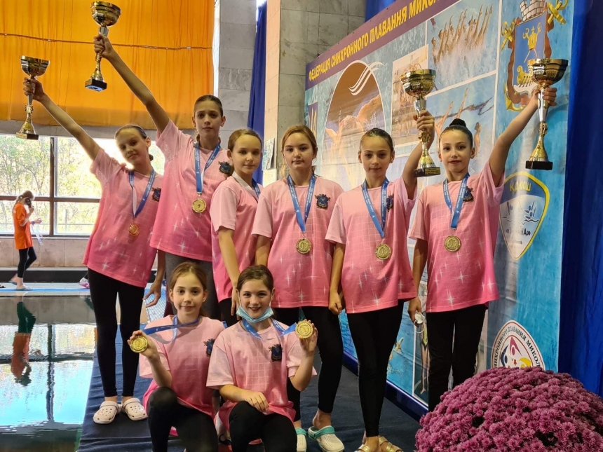 Сборная Николаевской области победила во всеукраинских соревнованиях по плаванию   