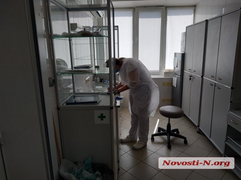 В Борисполе пациент с COVID-19 взял в больницу шумовую гранату