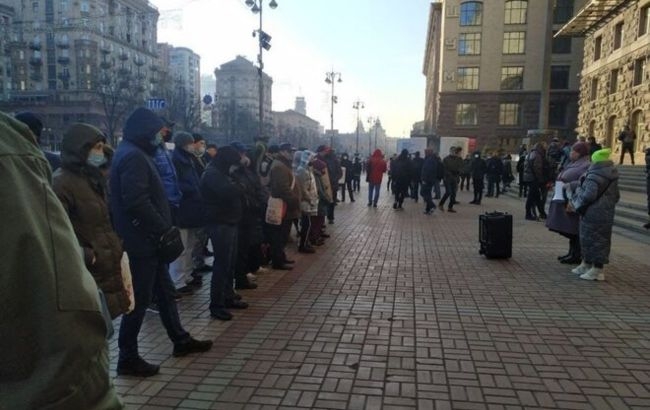 Киевляне вышли на акцию протеста против повышения стоимости проезда до 20 гривен