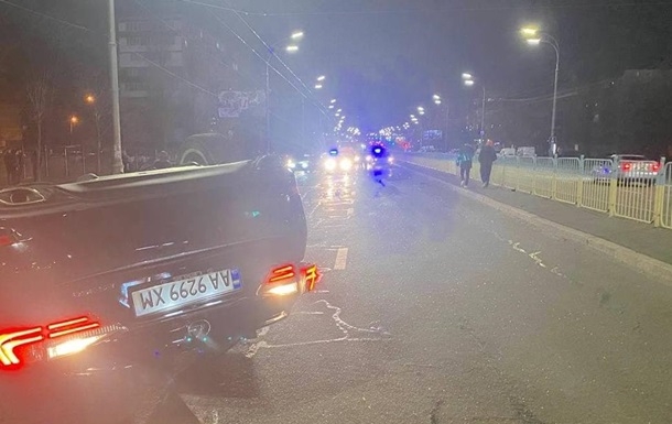 В Киеве под колесами «Лексуса» погиб 25-летний полицейский