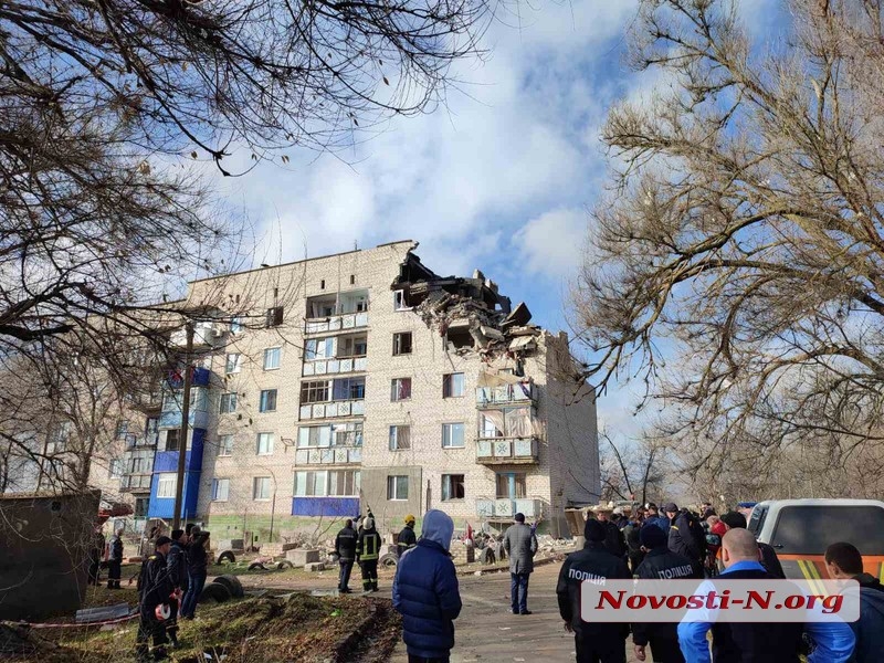 Взрыв в пятиэтажке Новой Одессы: рядом расположенные дома отключили от газа
