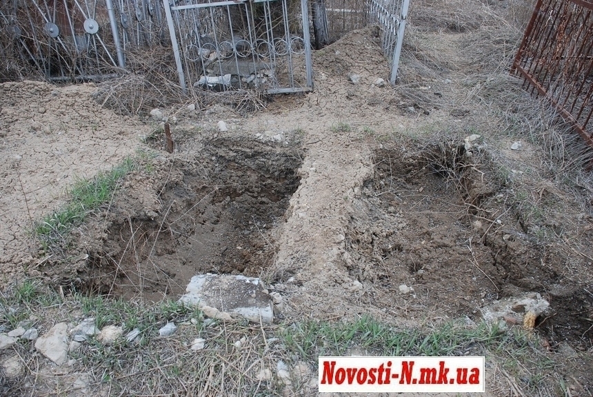 В Николаеве исполком просят разрешить «повторное захоронение» поверх старых могил на кладбище