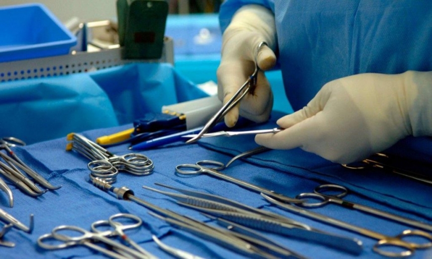 Австрийского хирурга оштрафовали за то, что отрезал пациенту не ту ногу