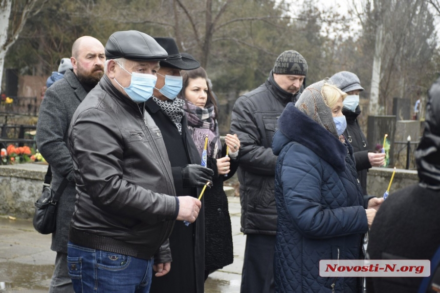 Бывшего главу Николаева Юрия Сандюка похоронили на «аллее мэров» (фото)
