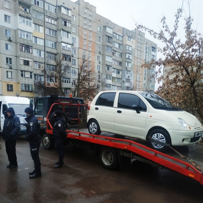 У жительницы Николаева из-за долгов за отопление забрали автомобиль