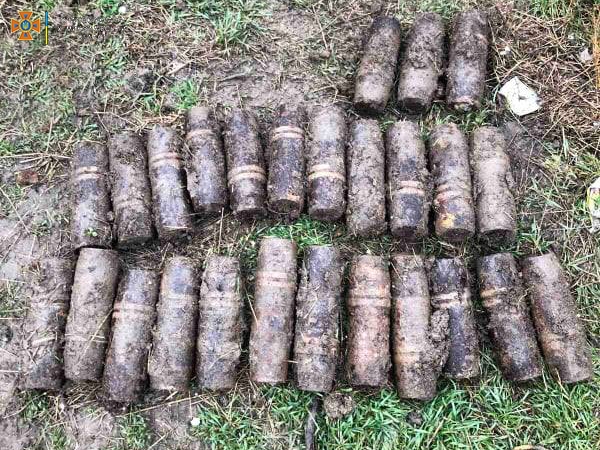 В Николаеве местный житель во время прогулки нашел 12 снарядов