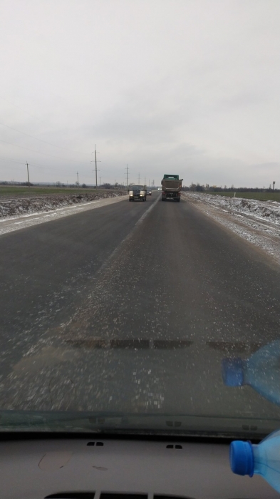 Николаев заметает снегом: по городу пробки и аварии