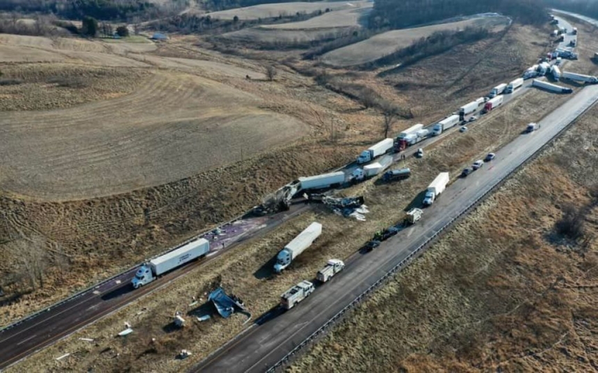 Массовое ДТП из-за ледяного дождя: в США столкнулись 40 машин