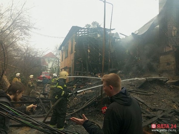 В Ялте взорвался газ в жилом доме, есть пострадавшие