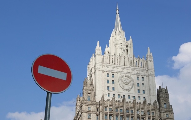 Россия заявила, что конфликт на Донбассе зашел в тупик из-за «приписывания Москве обязательство по минским соглашениям»